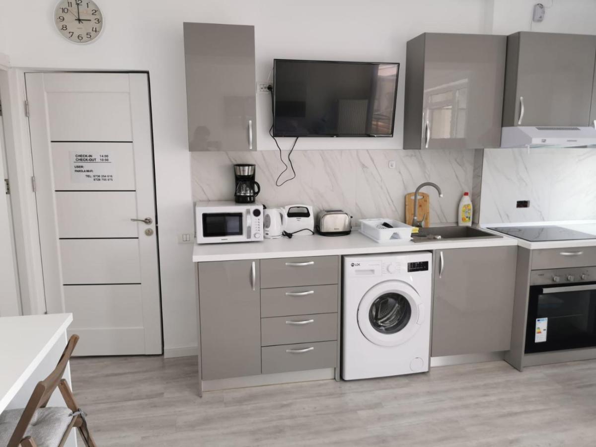 Grand Mamaia Lake Apartments Констанца Экстерьер фото