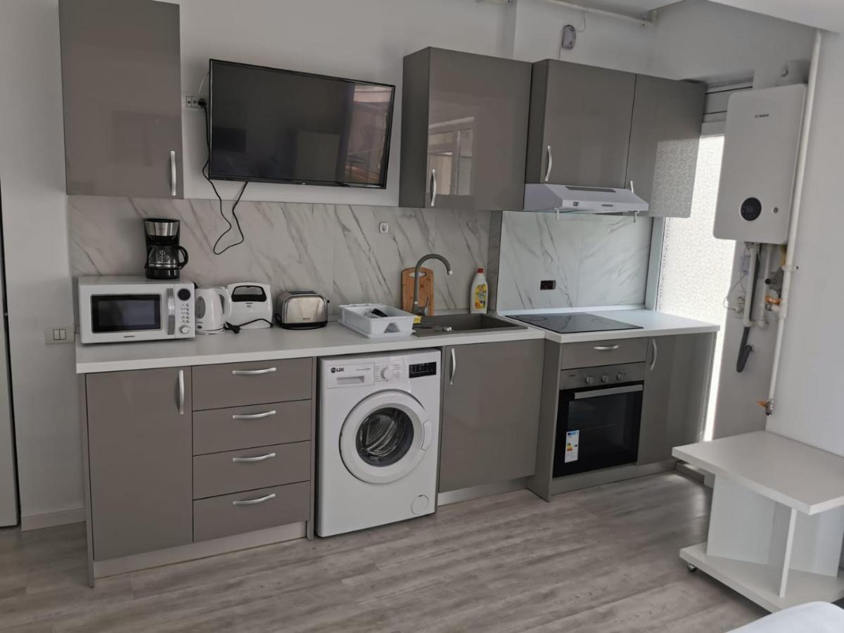 Grand Mamaia Lake Apartments Констанца Экстерьер фото