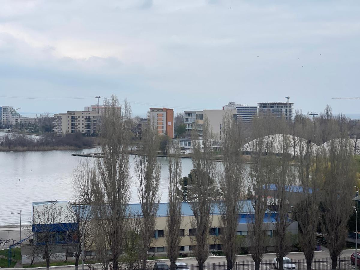 Grand Mamaia Lake Apartments Констанца Экстерьер фото
