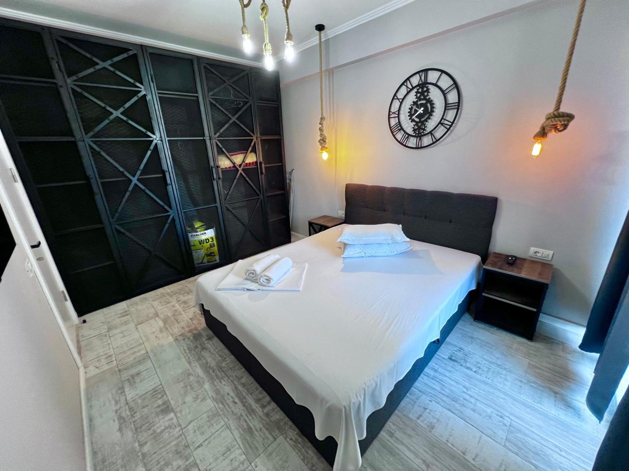 Grand Mamaia Lake Apartments Констанца Экстерьер фото
